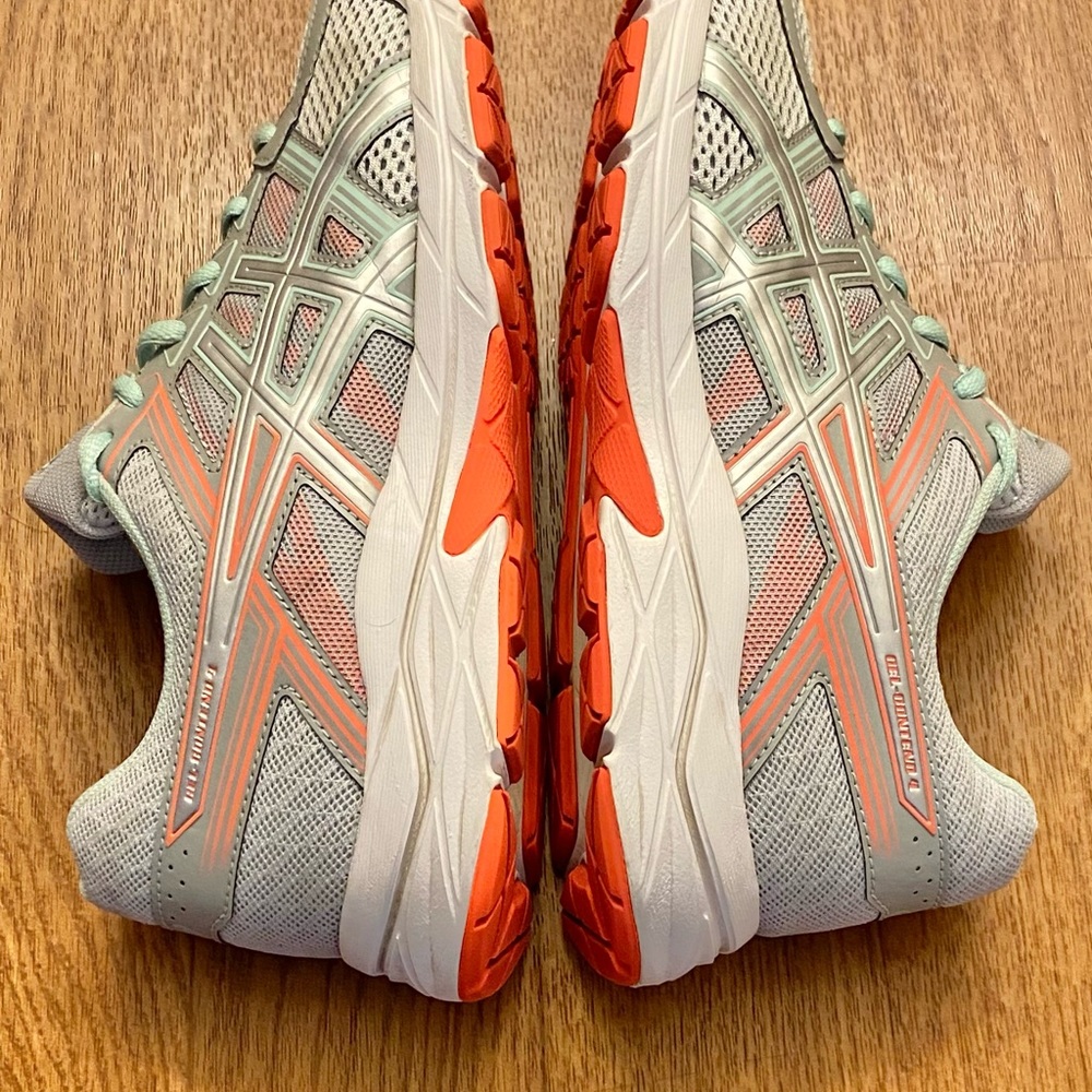 Asics Gel Contend 4 Sneakers. - Picture 4 of 11